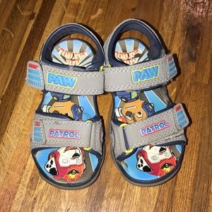 Paw Patrol toddler boys shoes. Size 7